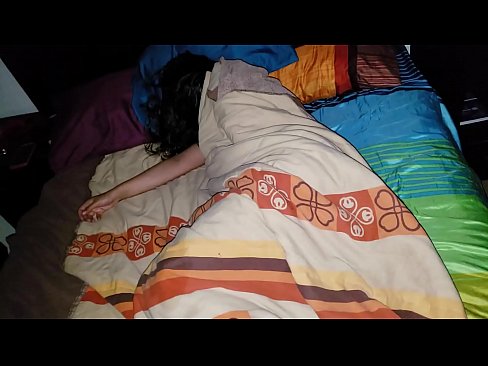❤️ Anak tiri memarahi ibu tirinya semasa dia tidur. Lucah di lucah ms.pornpk.ru ❌